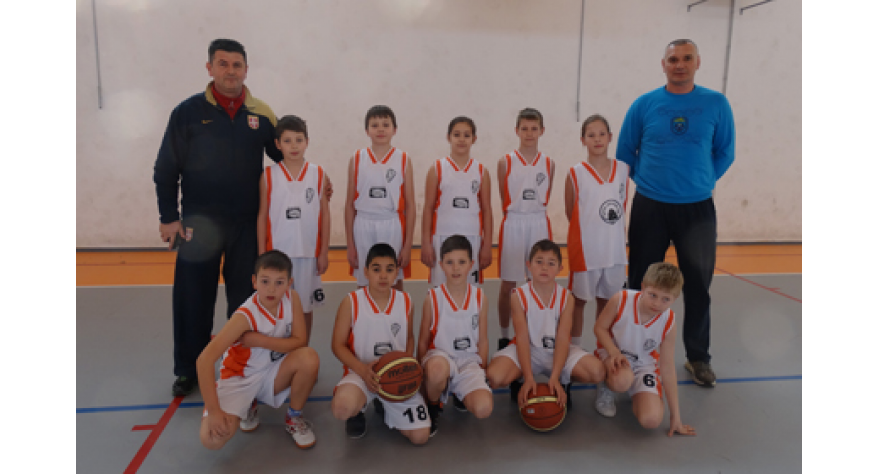 U sportskoj hali odigrane prve zvanične košarkaške utakmice